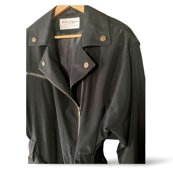 Vintage Black Nylon Short Trench Coat - Picture 2 of 8